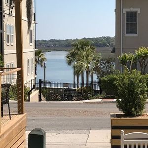 Meet your Posher, Kevin